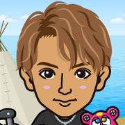 <��